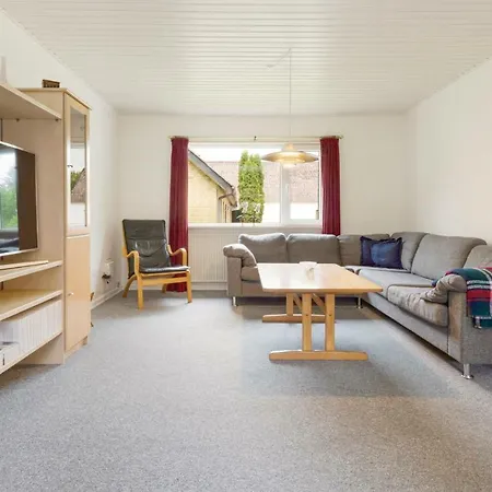 In Bording With 5 Bedrooms, Sauna And Indoor Swimming Pool בית נופש Bording Stationsby
