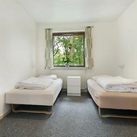 In Bording With 5 Bedrooms, Sauna And Indoor Swimming Pool Bording Stationsby