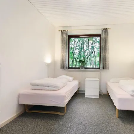 In Bording With 5 Bedrooms, Sauna And Indoor Swimming Pool *